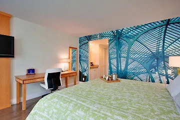 Hotel Indigo Toronto Airport